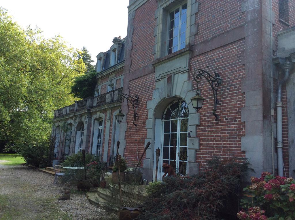 Chateau De Bertreville Bertreville-Saint-Ouen Exterior photo