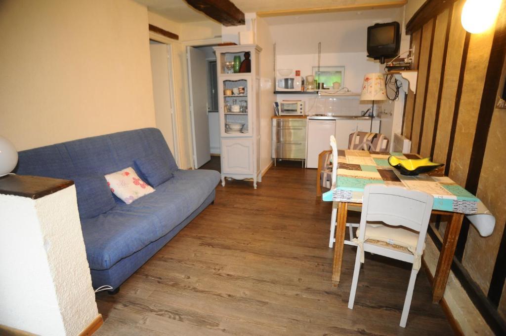 Chateau De Bertreville Bertreville-Saint-Ouen Room photo